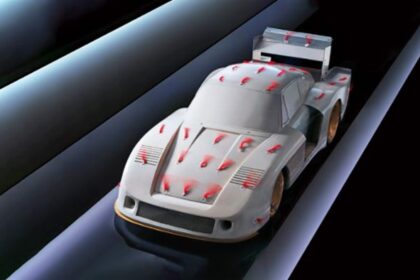 Aerodynamics: Miniature models in the wind tunnel