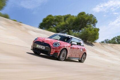 First Electric MINI John Cooper Works to Debut at Goodwood Festival of Speed Ahead of its World Premiere.