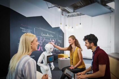 Learning for the future – with artificial intelligence and virtual reality