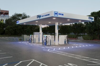 GM and EVgo add 400 fast-charger stalls in major cities across the US