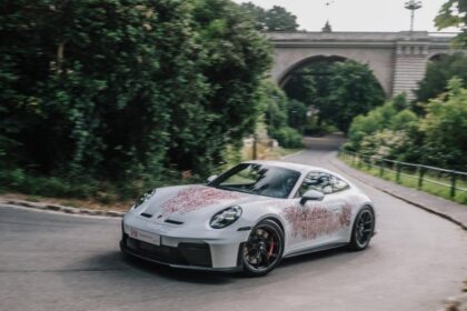 Stuttgart horse meets Luxembourg lion: unique 911 GT3 with Touring Package