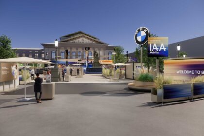 The BMW Group at IAA Mobility 2025:  the new BMW iX3 celebrates its world premiere.