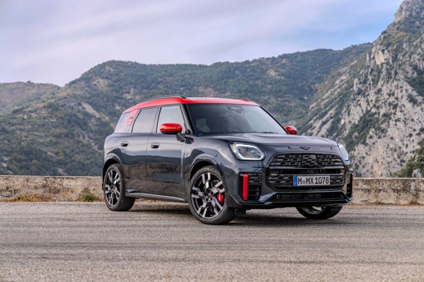 MINI Walk-Around Competition demonstrates sales reps’ ability to bring the brand to life.