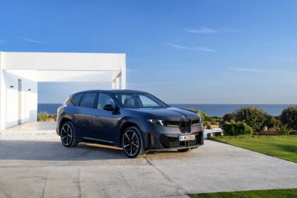 The new BMW iX3 50 xDrive, Polarised Grey (12/2025)