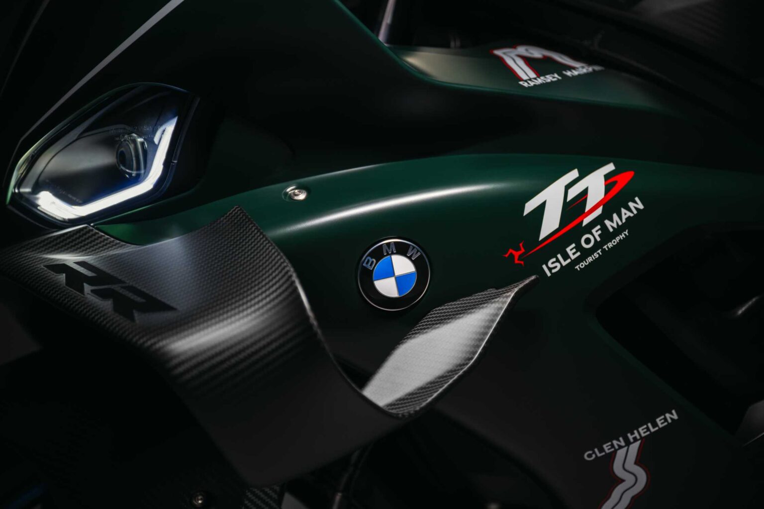 BMW Motorrad presents the M 1000 RR Limited Edition Isle of Man TT.