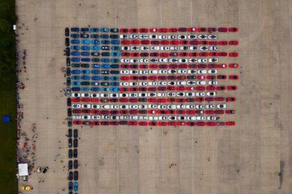 For Flag Day, one Corvette enthusiast brought hundreds of people and cars together