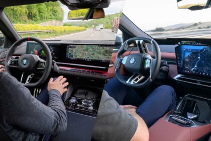 BMW Highway Assistant: Over 200 million kilometres driven hands-free by customers.