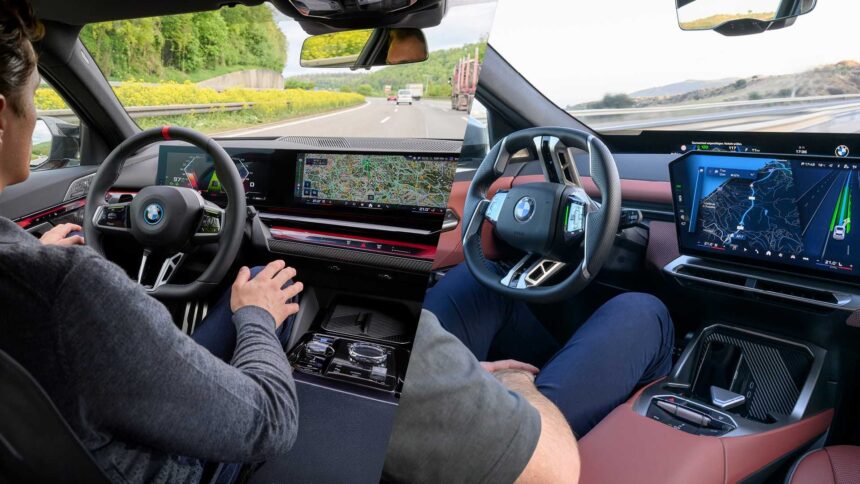 BMW Highway Assistant: Over 200 million kilometres driven hands-free by customers.