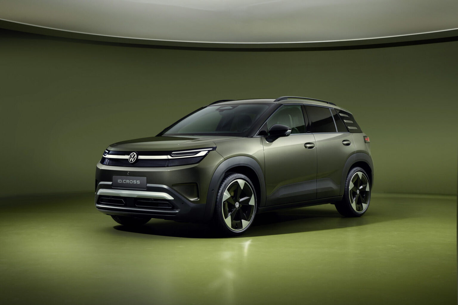 The all-new electric ID. Cross