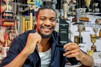 NBA champion Ariel Hukporti receives Porsche Turbo Award